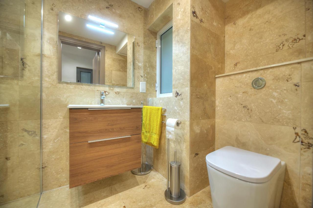 Elegant One Bedroom With Terrace In Uptown Portomaso Ddif1-4